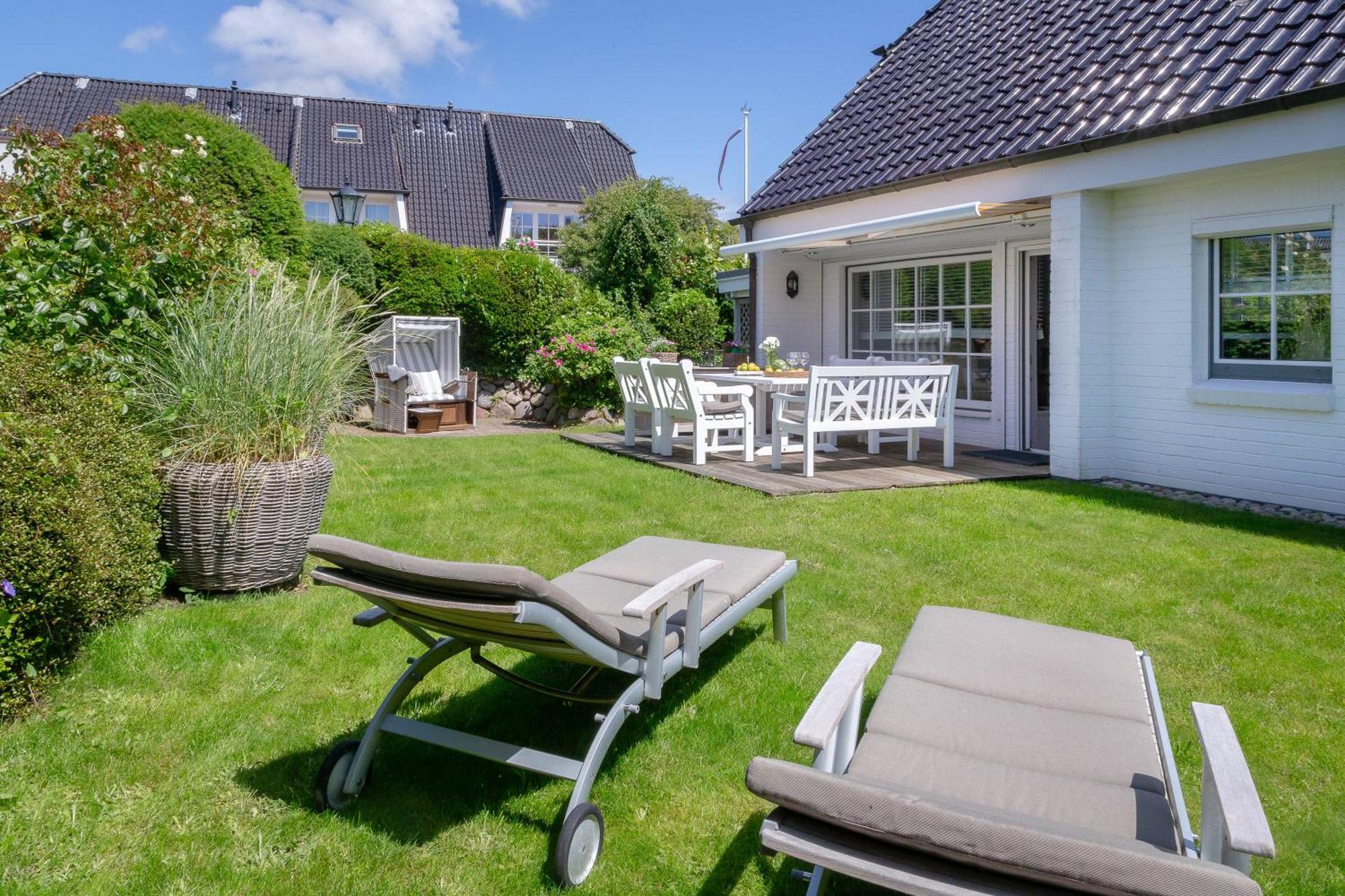 Ferienhaus Rosen Horstweg 5 *